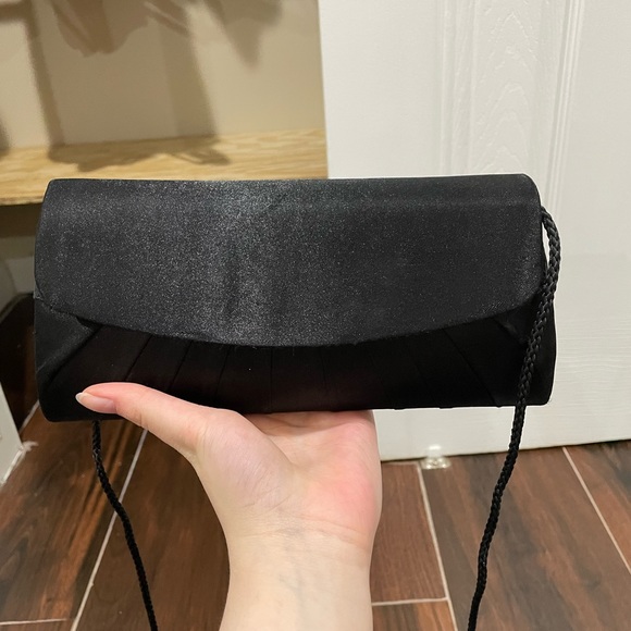 La Regale Handbags - La Regale Clutch Bag